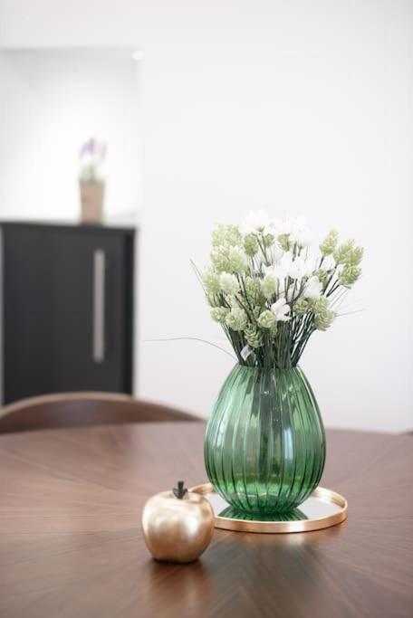 Spacious Penthouse Near Downtown Aten Exteriör bild
